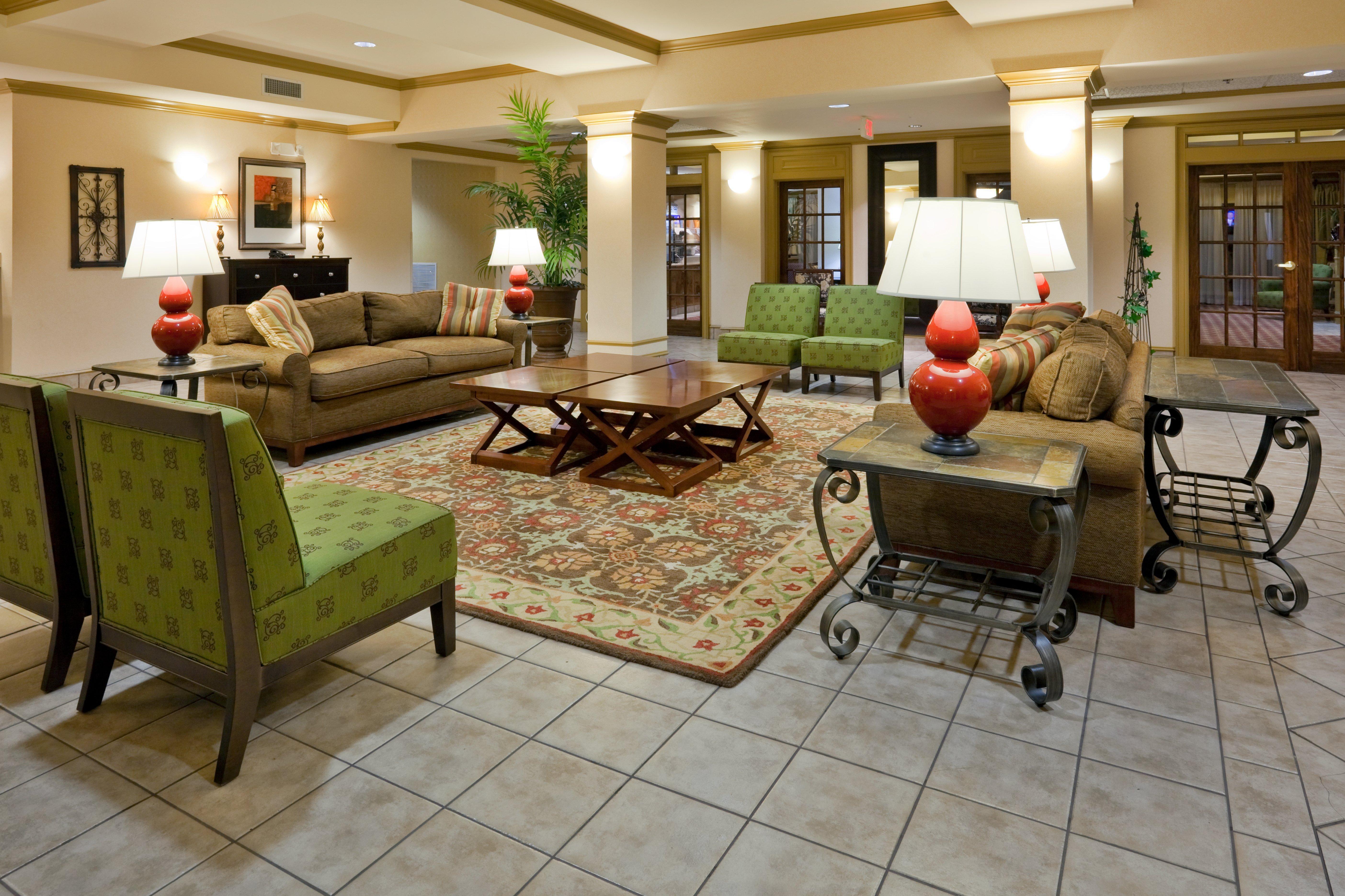 Holiday Inn Express Hotel & Suites Pell City Exterior photo